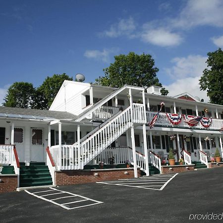 Bennington Motor Inn Exteriör bild